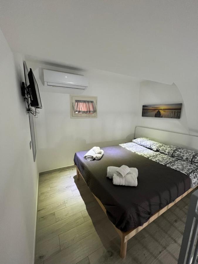 La Casa Di Raffaele Napoli Centro Bed and Breakfast Eksteriør billede